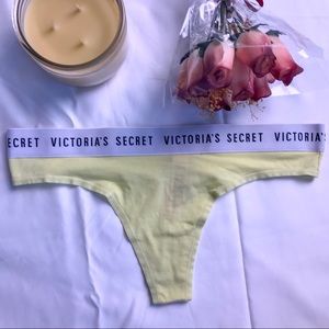Victoria's Secret Intimates & Sleepwear - Victoria’s Secret Thong💕 Victoria's Secret Intimates & Sleepwear - Victoria’s Secret Thong💕